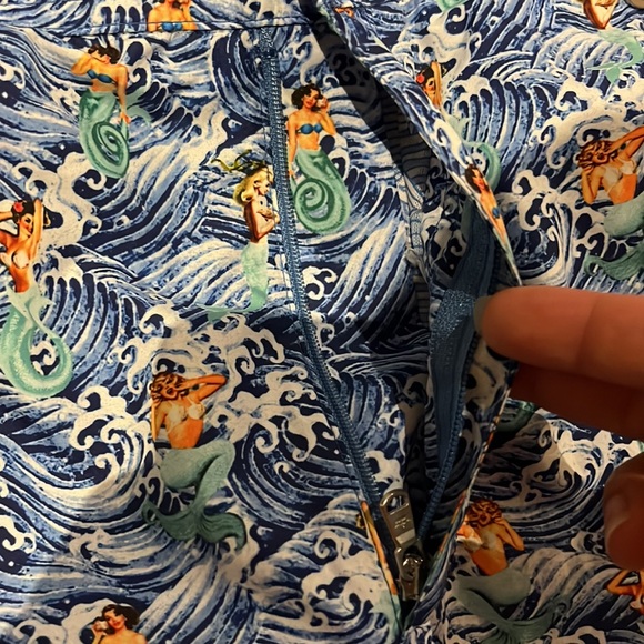 Peter Millar Men’s Blue Green Mermaid Print Swim Trunk Gemma size L - Picture 9 of 12